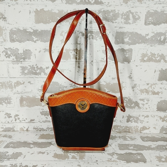 Vienti Black Brown Leather Quilted Detail Crossbody Adjustable Strap Bag 0718 - Picture 1 of 12